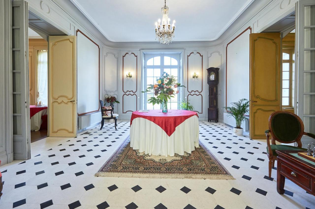 Chateau Des Monts Barbeville Buitenkant foto
