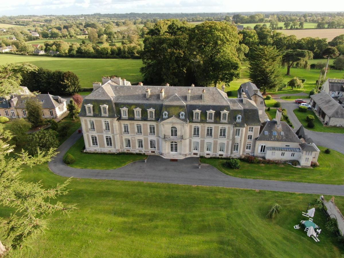 Chateau Des Monts Barbeville Buitenkant foto